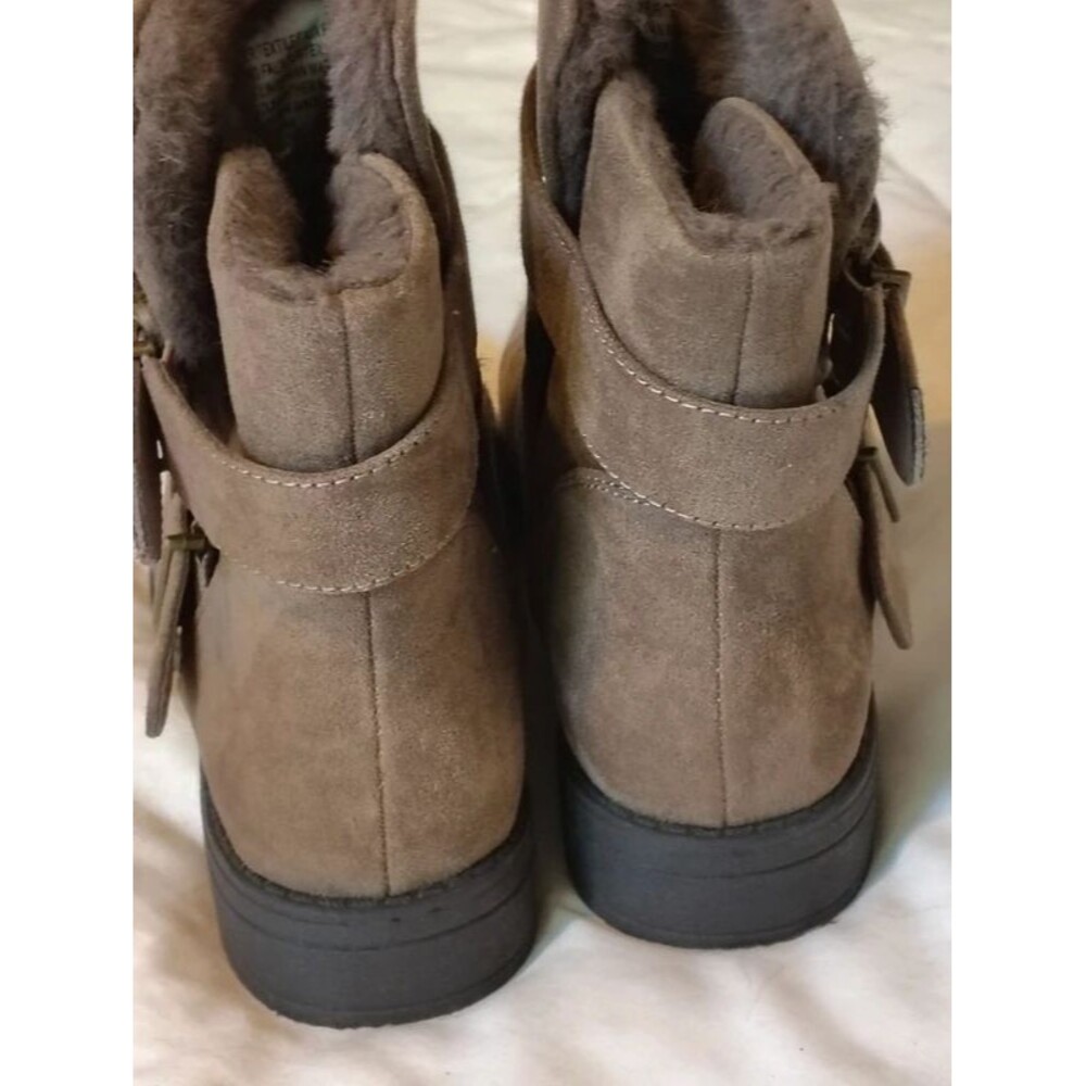 White Mountain Women's 6 Taupe Suede Double Buckle Moto Ankle Boots Faux Fur - Picture 4 of 8